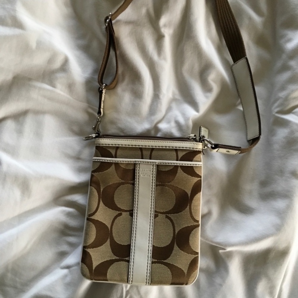 Coach crossbody messenger bag